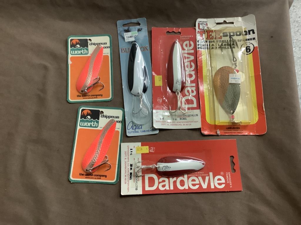 6 lures