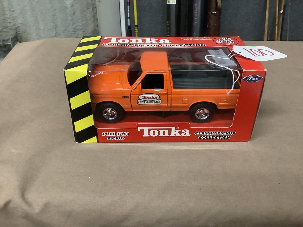 Ford F-150 pickup Tonka classic pickup series