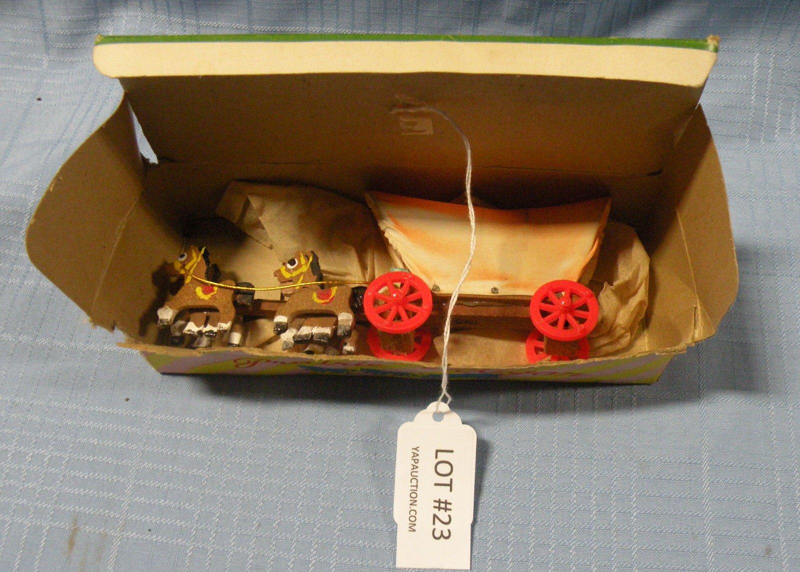 PRAIRIE WAGON SCALE MODEL TOY W/ORIGINAL BOX