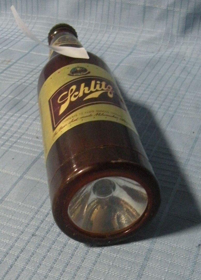 PLASTIC SCHLITZ ADVERTISING FLASHLIGHT