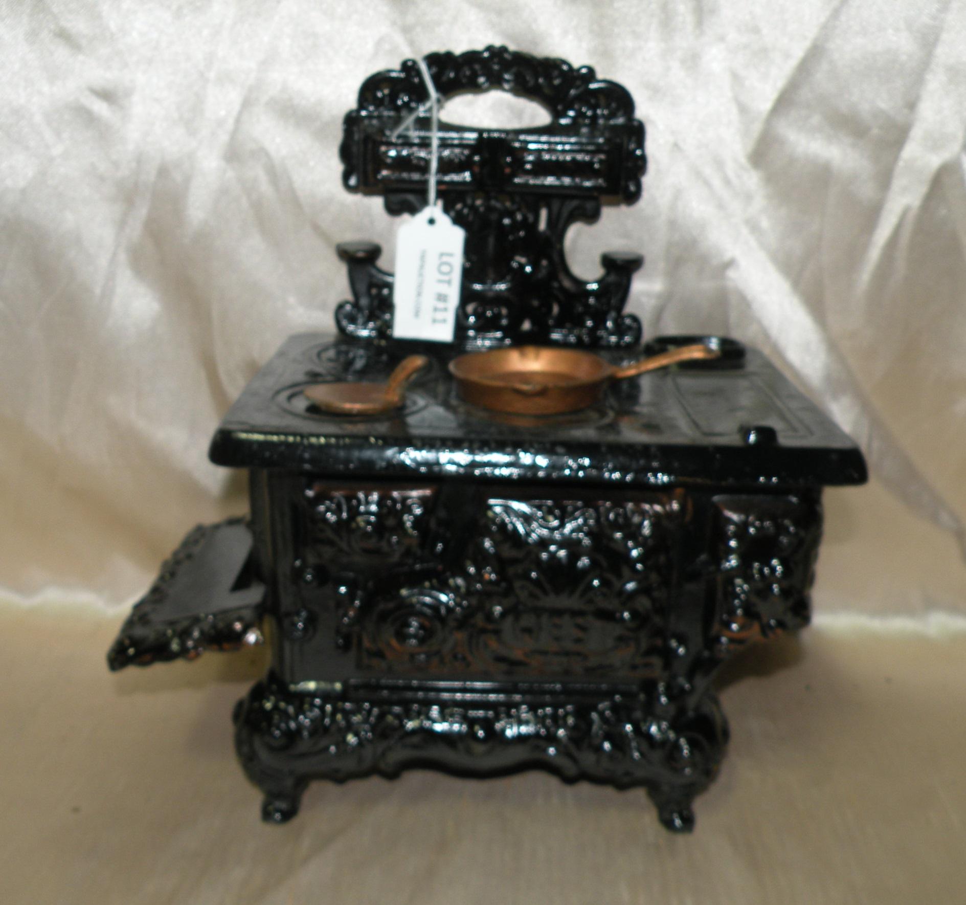 METAL WOOD STOVE REPLICA