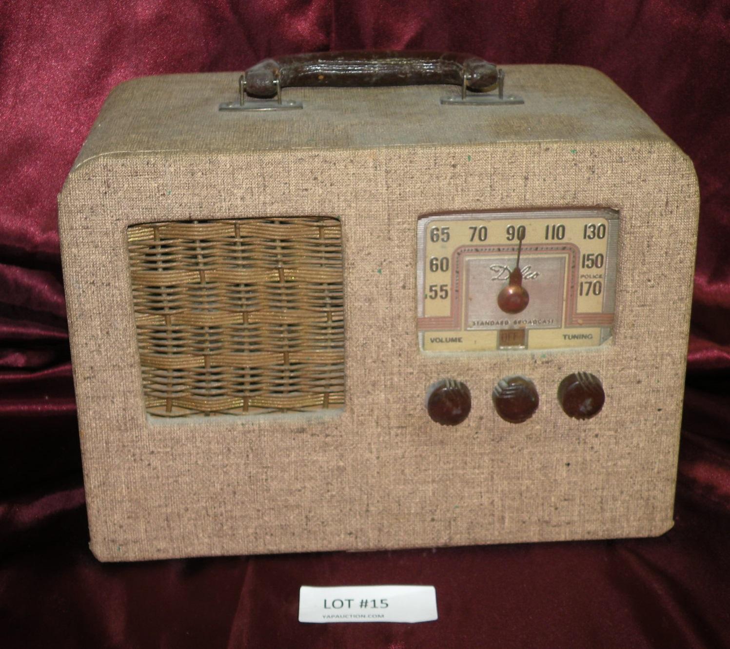 VTG. DELCO STANDARD BROADCAST MANTEL RADIO