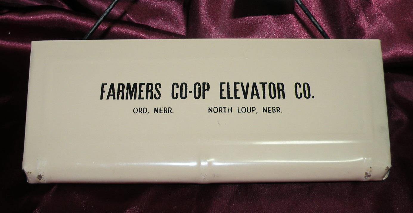 FARMERS CO-OP ELEVATOR ADVERTISING DUST PAN - ORD, NORTH LOUP NEBR.