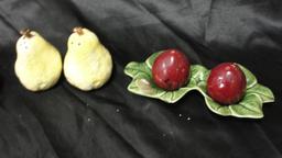 6 SETS FRUIT/VEGETABLE THEMED CERAMIC SALT & PEPPER SHAKERS