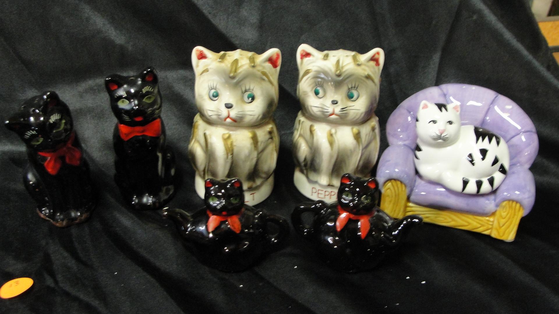 7 SETS CAT THEMED CERAMIC SALT & PEPPER SHAKERS