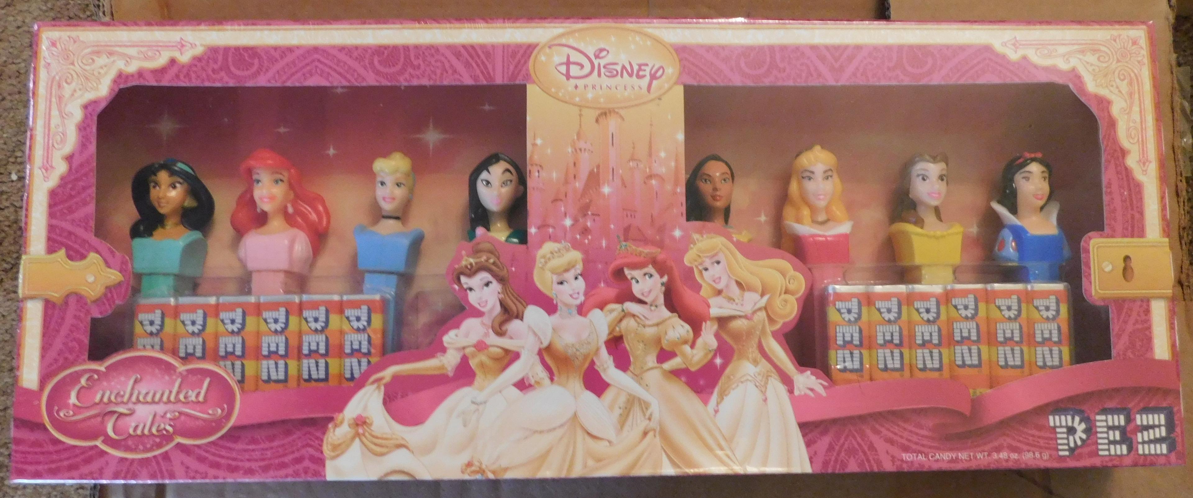 DISNEY PRINCESS PEZ COLLETOR'S SET - N.O.S. IN BOX