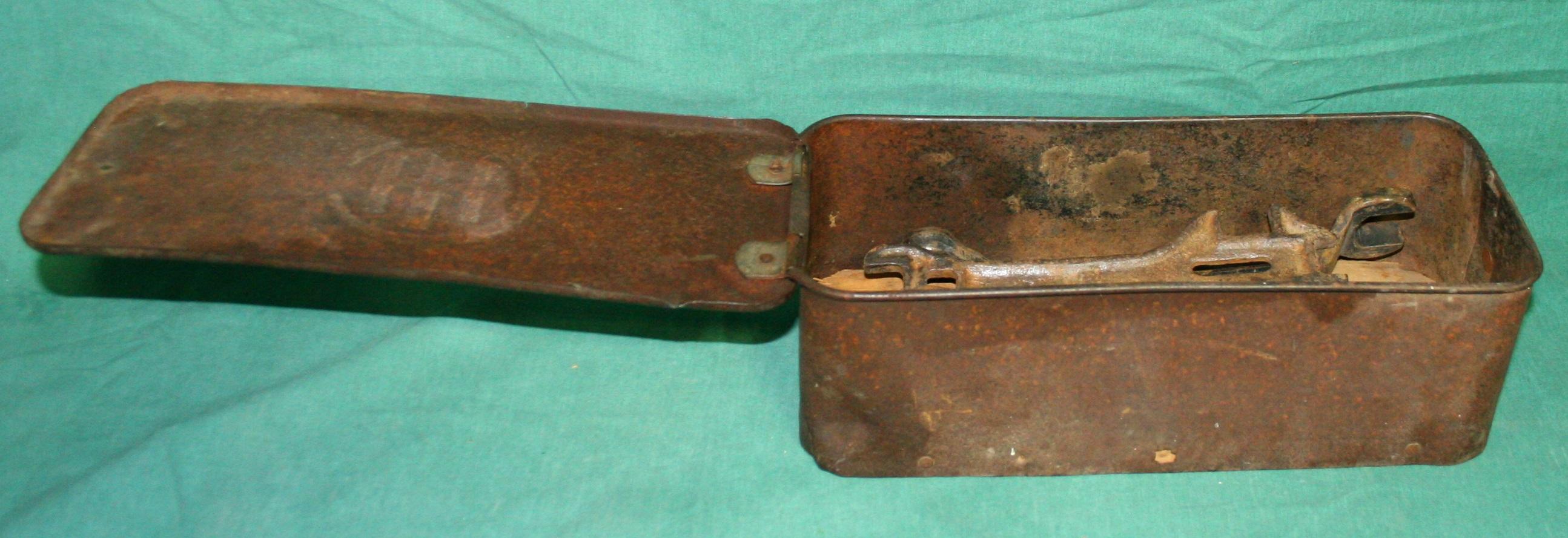 METAL I.H. TOOL BOX W/IMPLEMENT WRENCHES