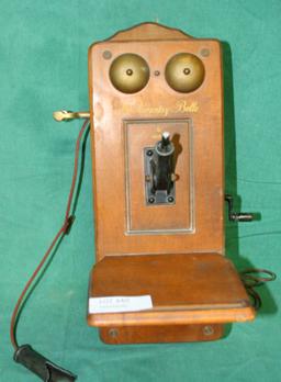 GUILD COUNTRY BELLE NOVELTY TELEPHONE RADIO - LIGHT DAMAGE