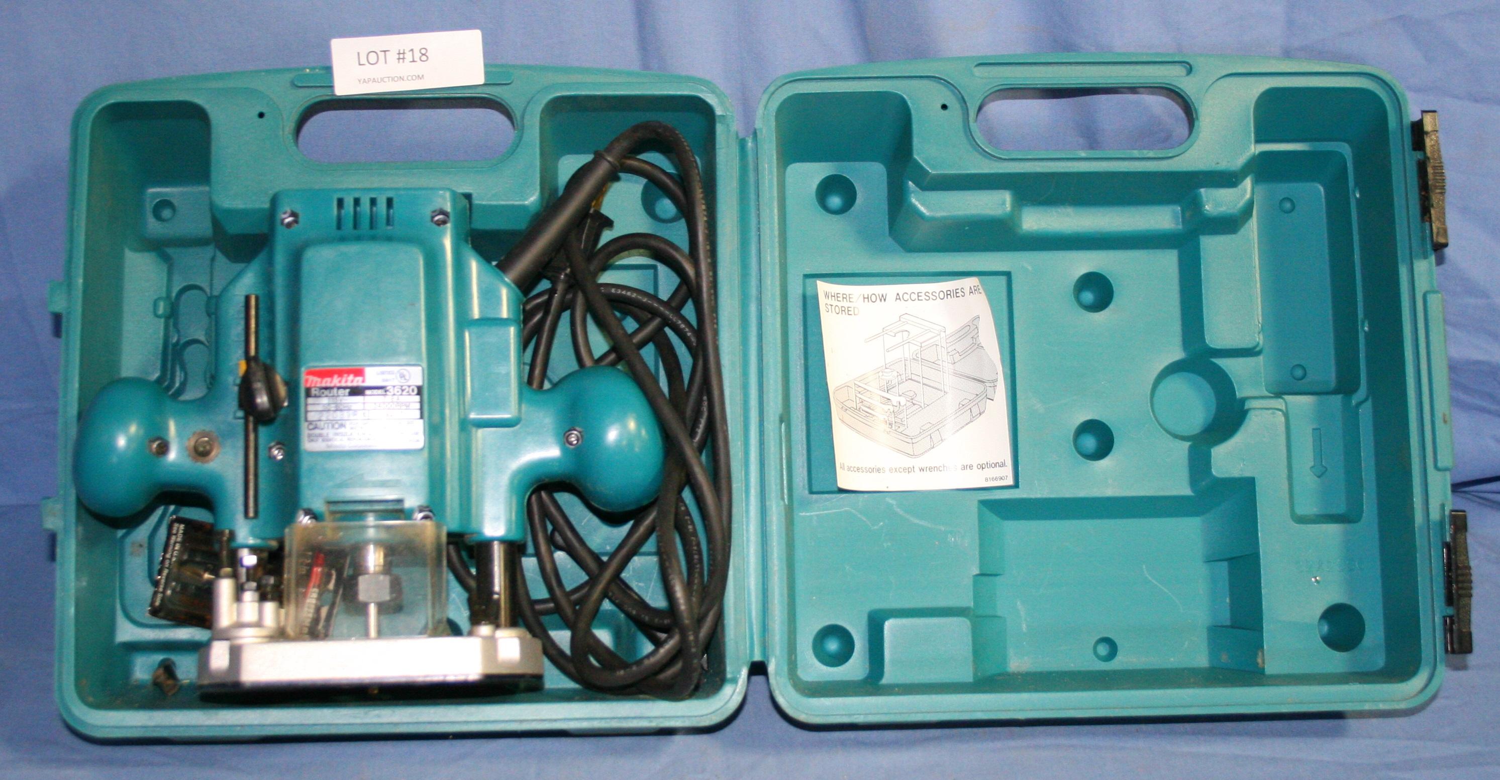 MAKITA ROUTER W/CASE