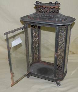 VINTAGE STYLE WROUGHT IRON & GLASS CANDLE HOLDER