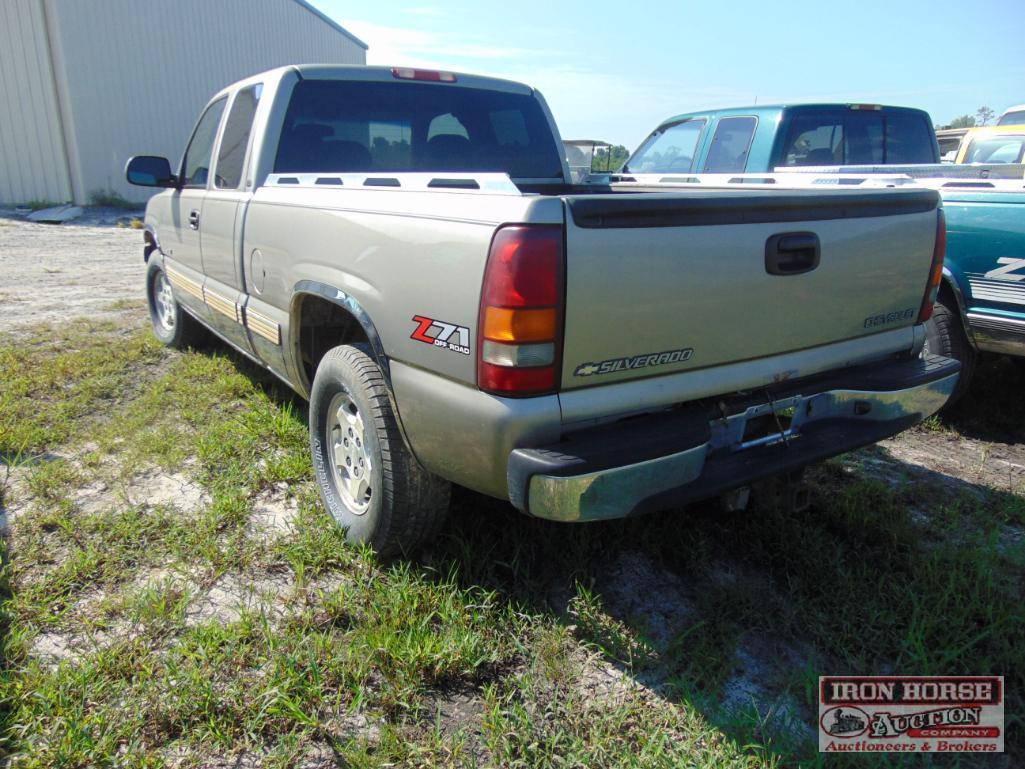 2002 Chevrolet Silverado 1500 LT Z71 Off Road Ext. Cab Pick UP