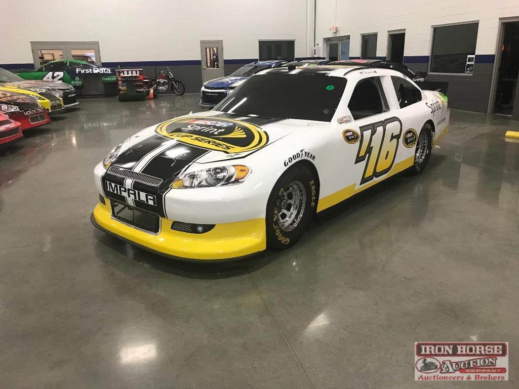 NASCAR Sprint Cup 16 Chevrolet Simulator Car