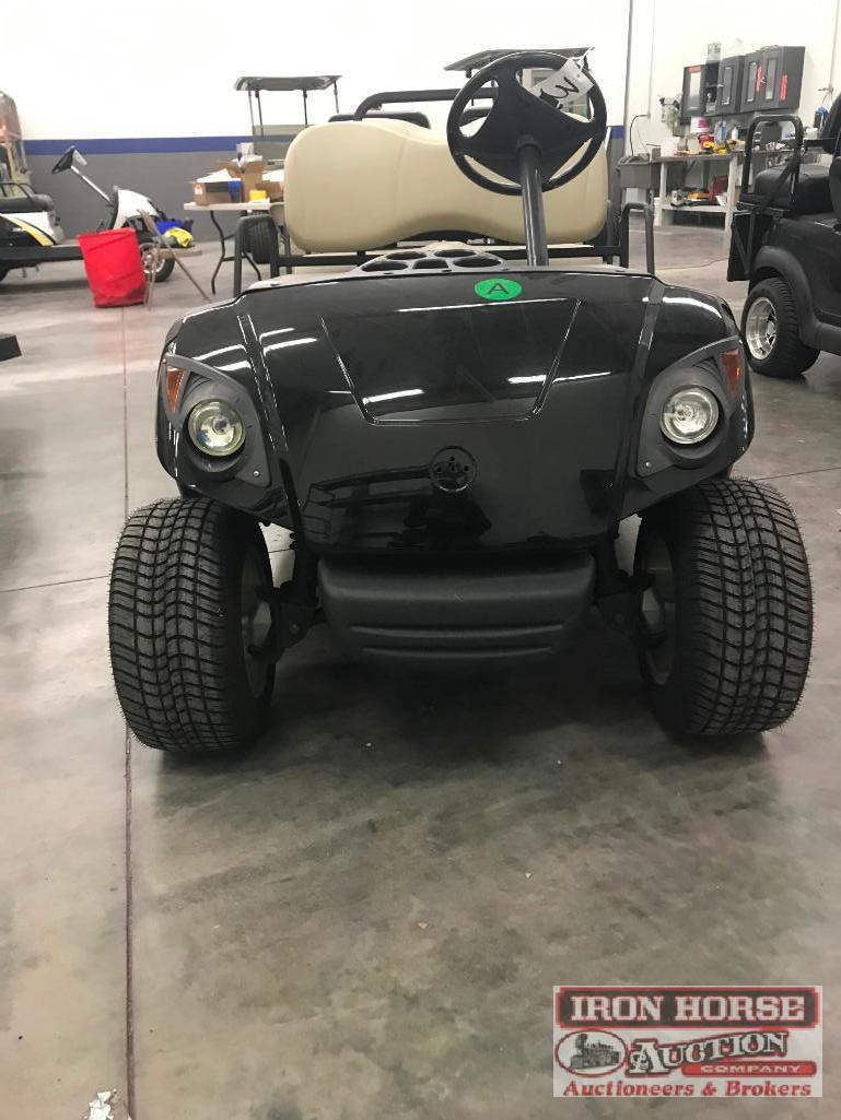 Yamaha Limo Golf Cart