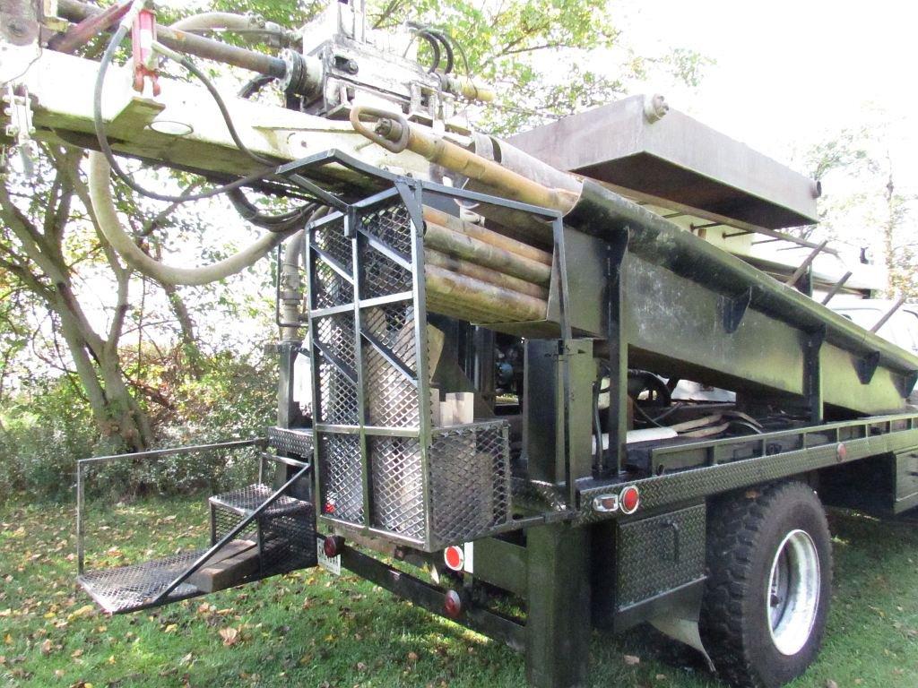 1979 Simco 4500 Well rig on GMC 7000 Truck