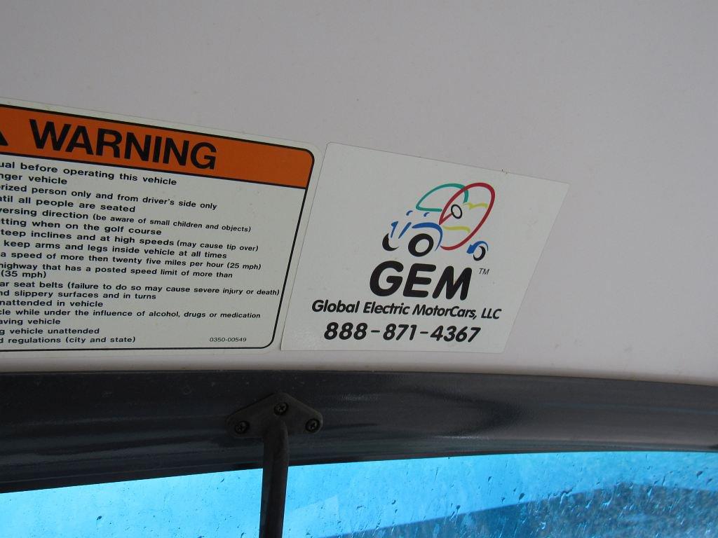 2005 GEM eL Electric Utility vehicle