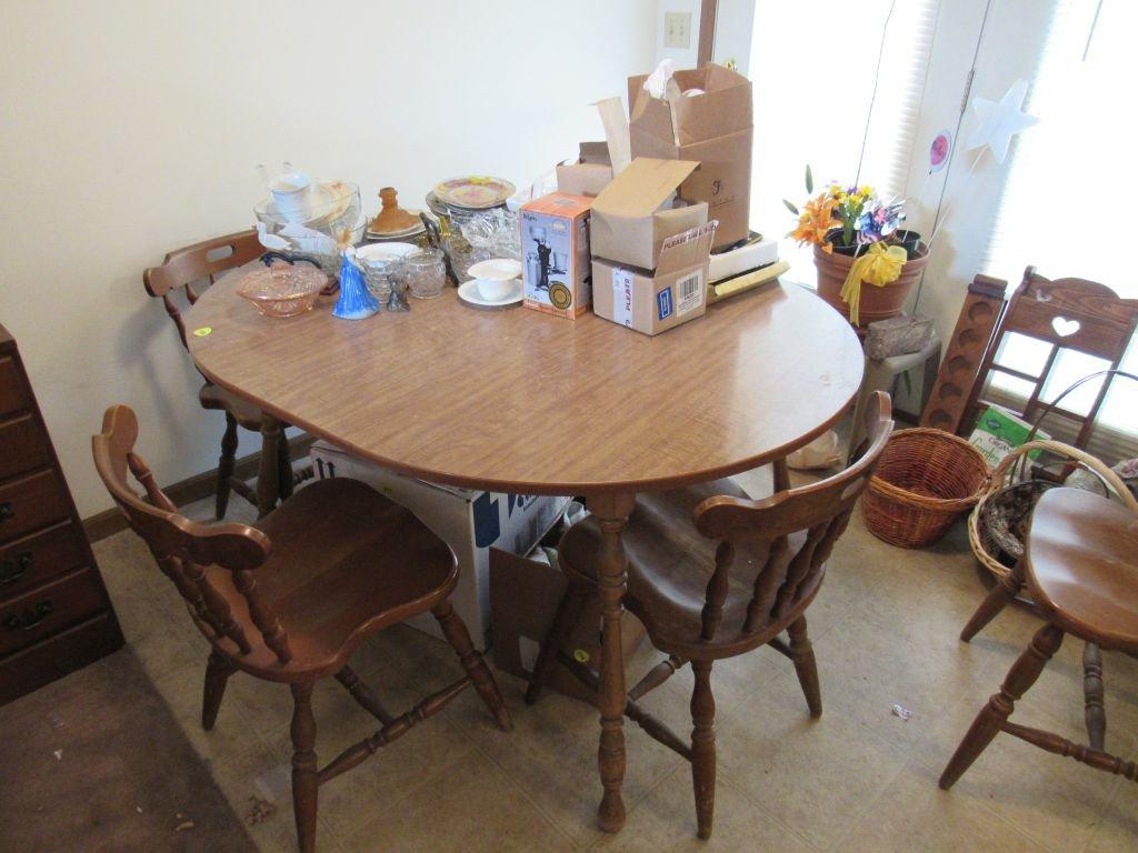 Kitchen table & chairs