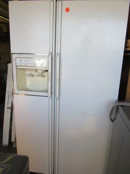 Refrigerator/ Freezer