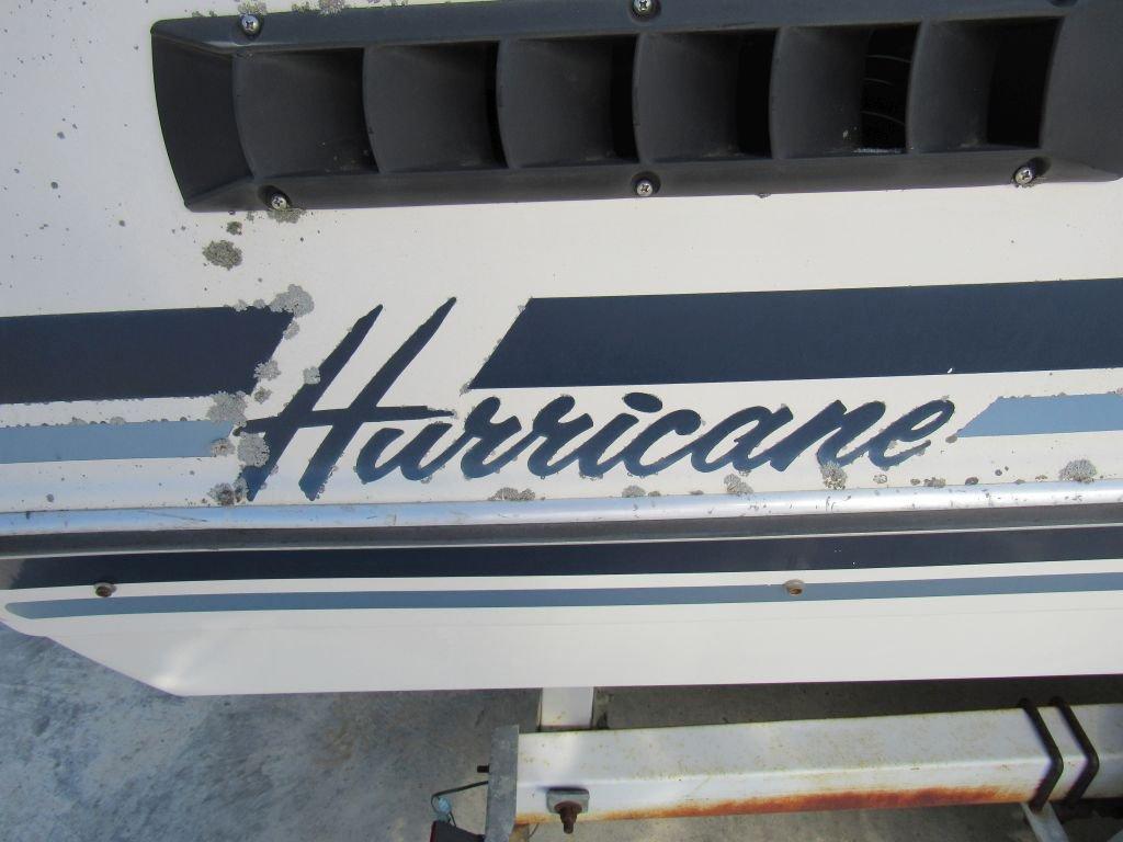 1982 Hurricane Deck Boat