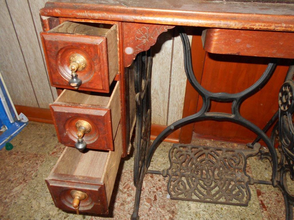 Sewing Machine & Cabinet