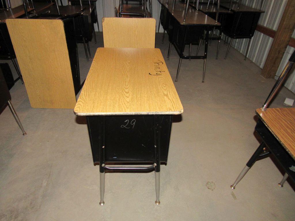 10 School desks