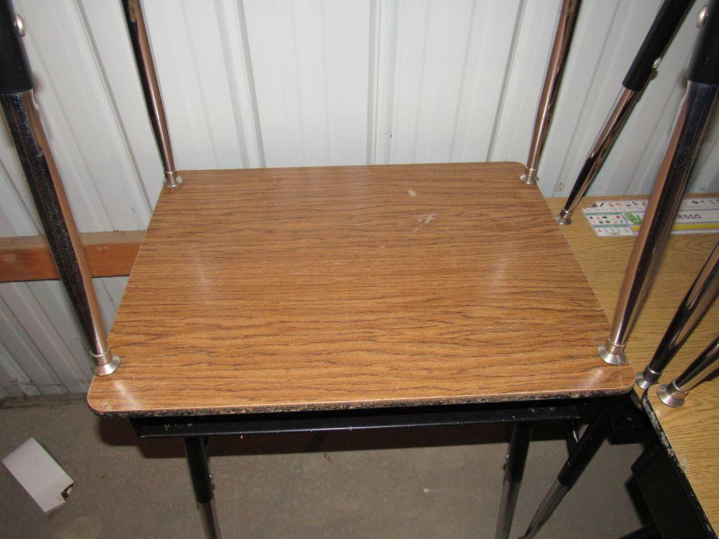 10 small school desk