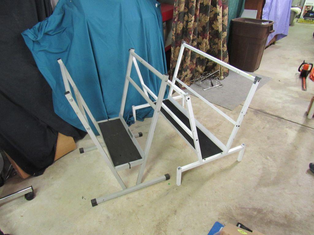 2 display racks