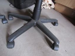 2 office chairs