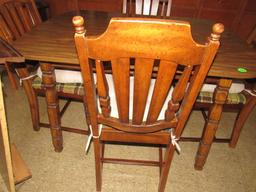 Kitchen table/chairs