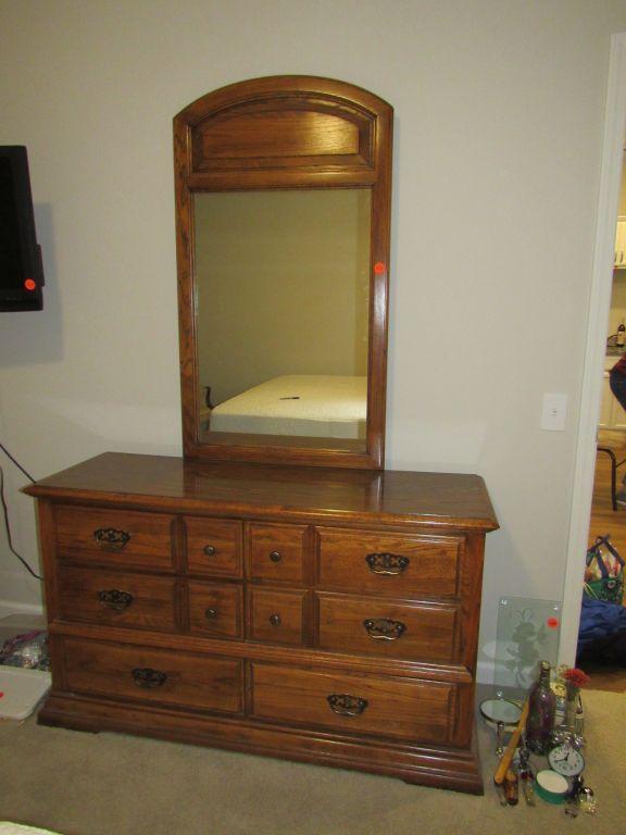 Dresser & Mirror