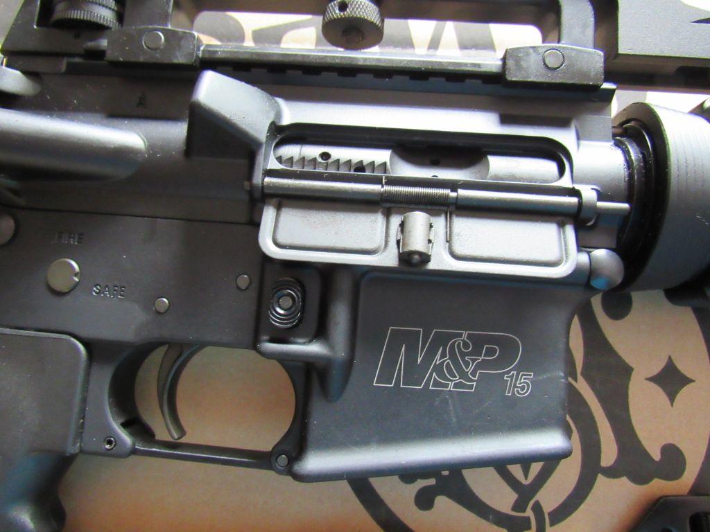 Smith & Wesson MP15