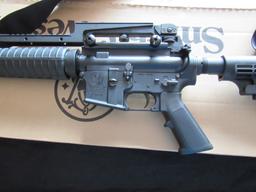 Smith & Wesson MP15