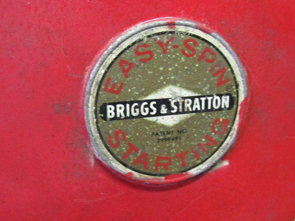 Briggs and Stratton Motor