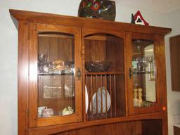 Mission style cabinet