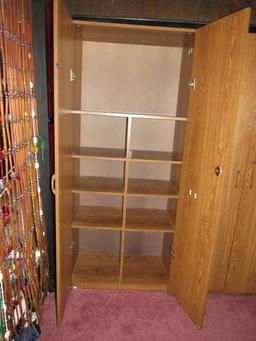 Storage cabinet