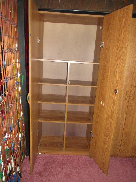 Storage cabinet