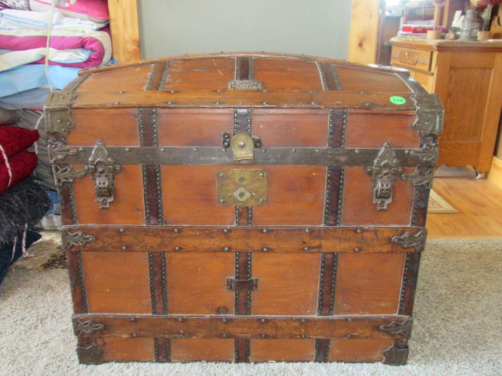 Wooden trunk