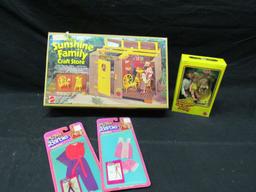 Sunshine Family toy set and more