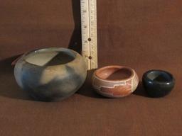 3 clay pots