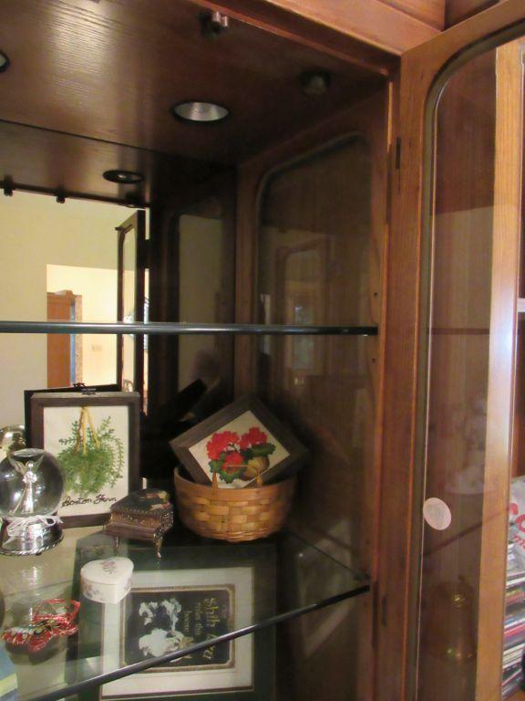 Display cabinet