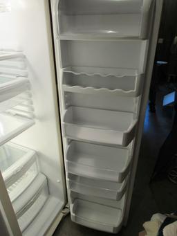 Side by side refrigerator