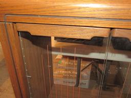 Stereo cabinet