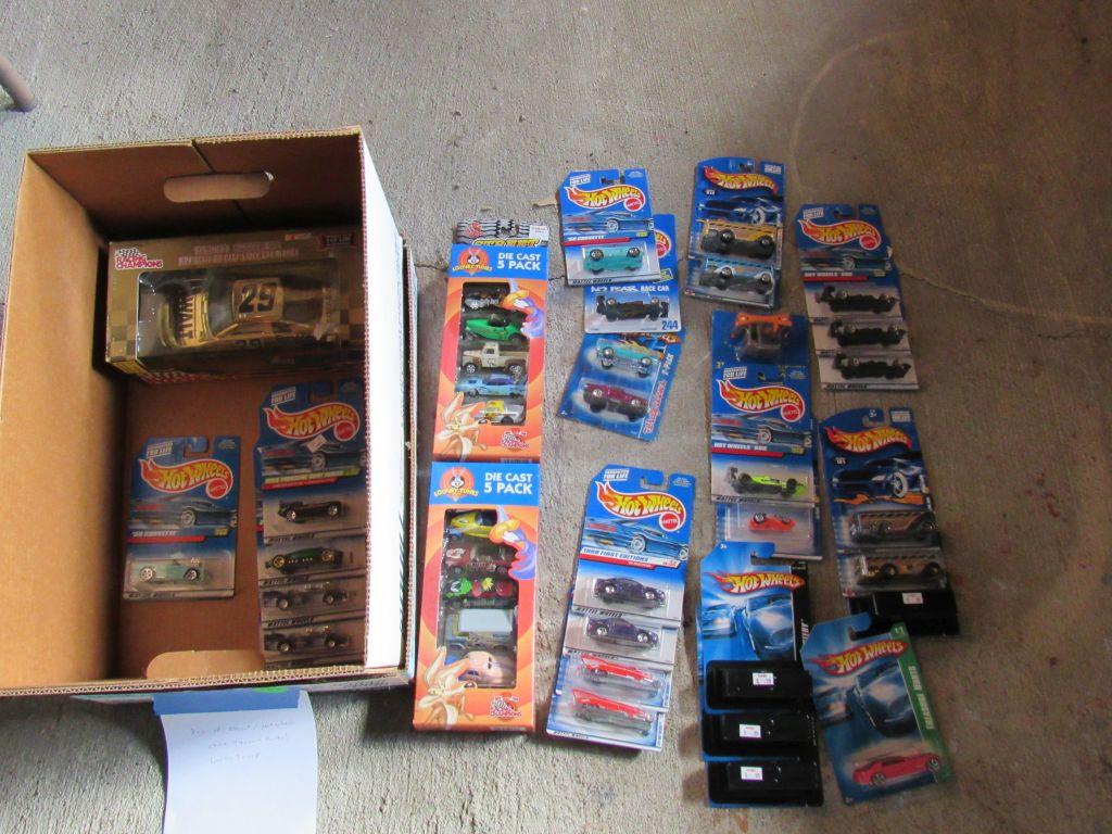 Box of Nascar/hot wheels