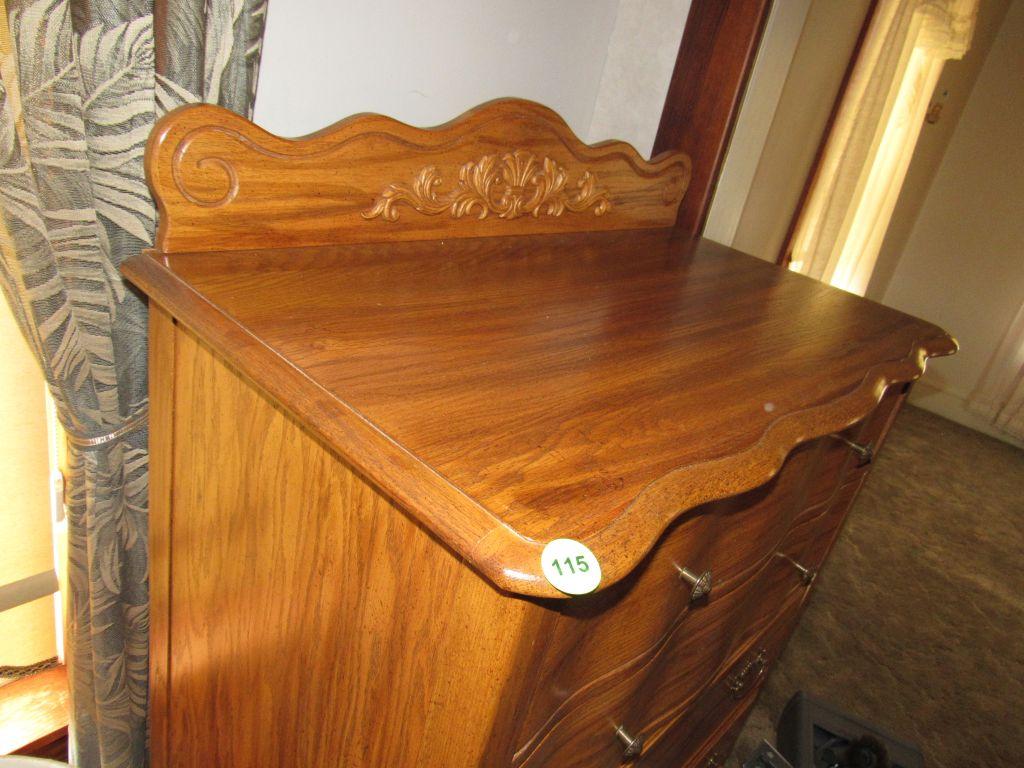 Chest of drawers