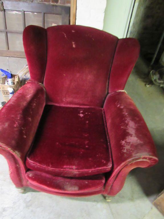 Velvet chair