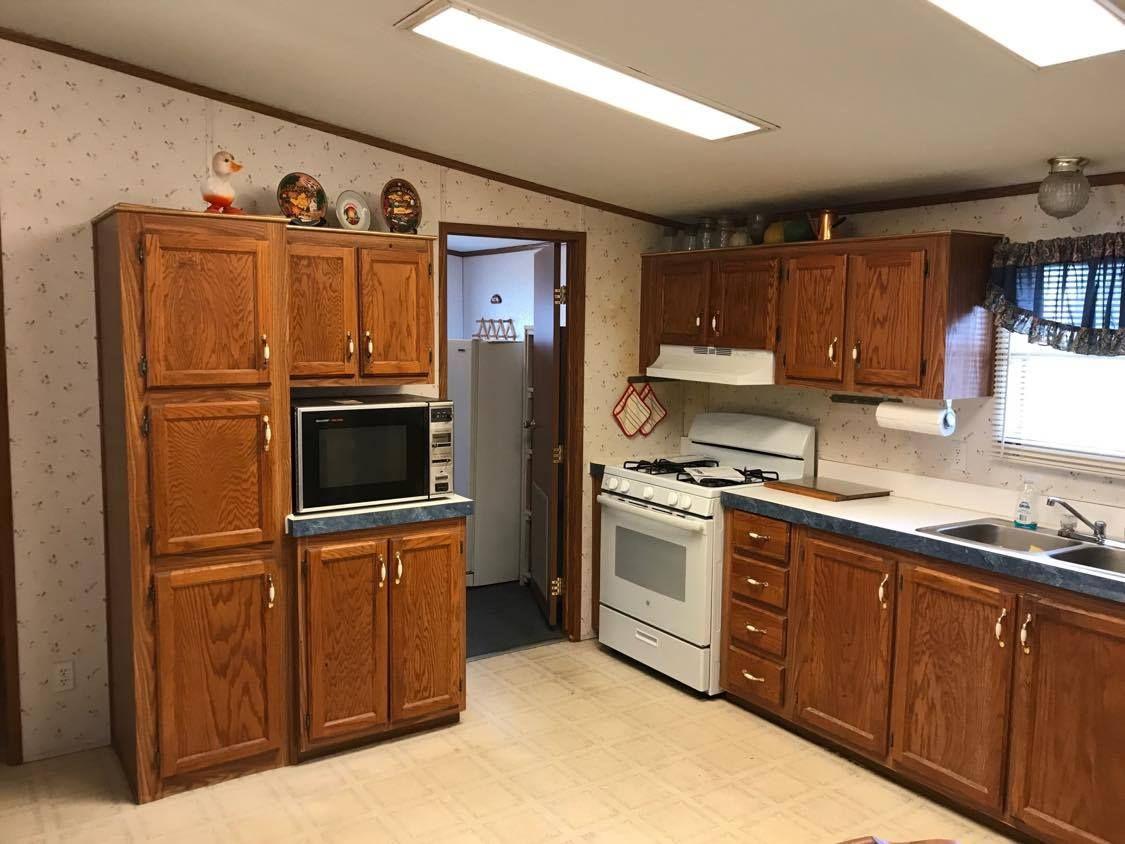 3 Bedroom Manufactured Home - No Reserve