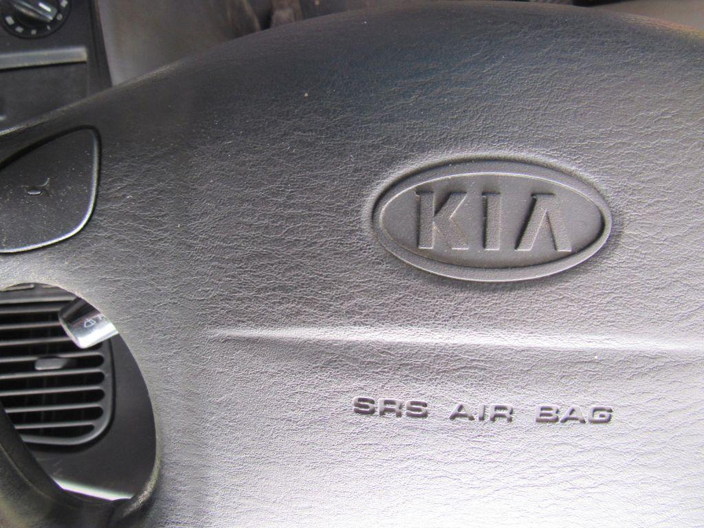 2002 Kia Spectra