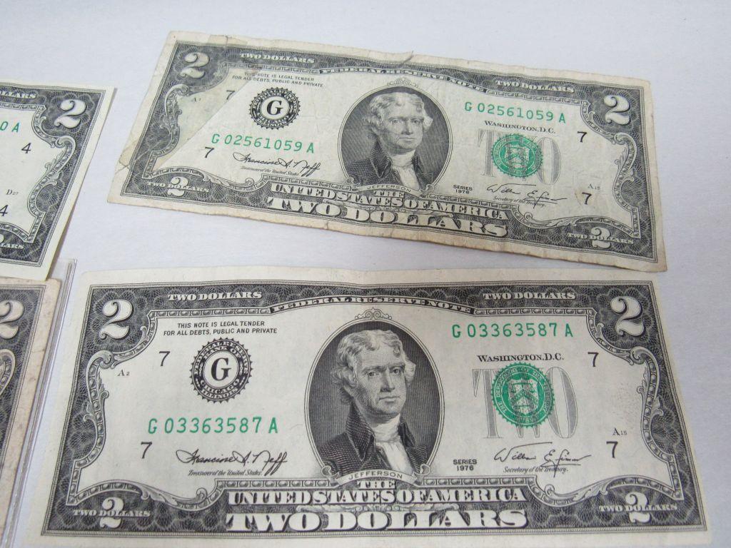 2 dollar bills