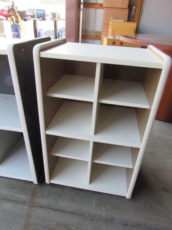 2 pc shelving unit