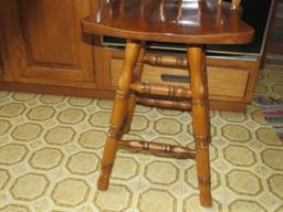 Bar stool