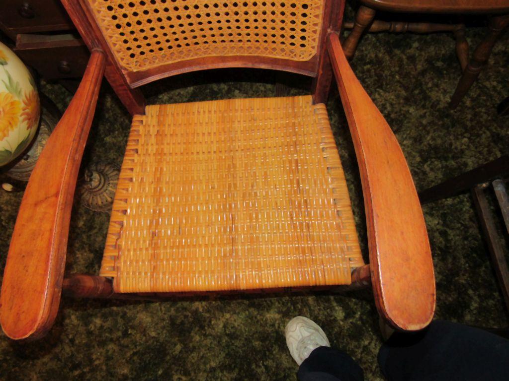 Sitting chair